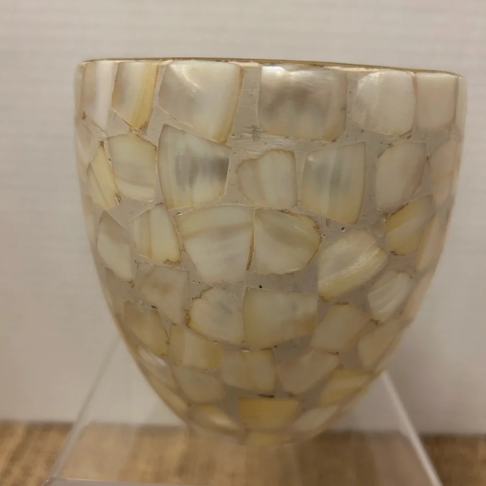 Yankee Candle Mother of Pearl Mosaic Glass Votive/ Tea Light Candle Holder